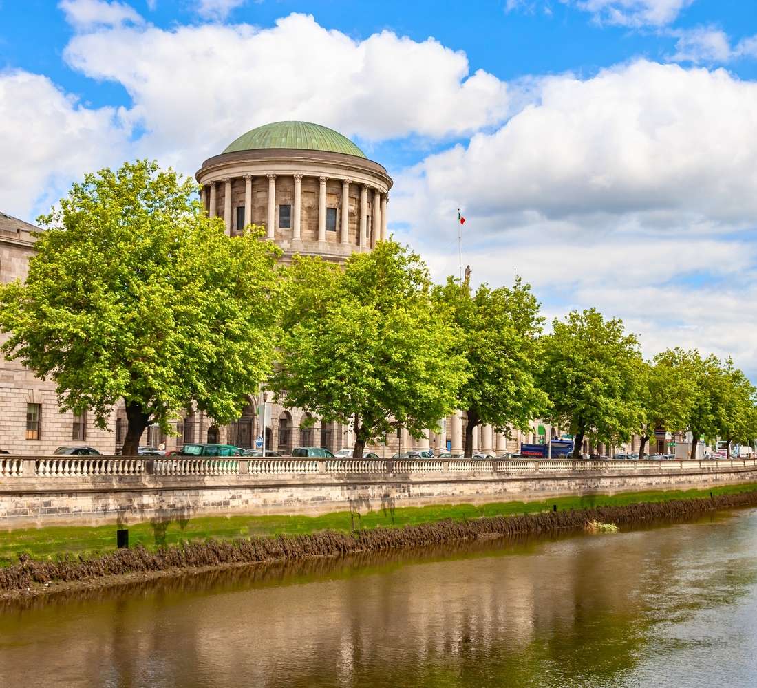 Dublin Hop-On Hop-Off Sightseeing Bus Tours – Dublin's iconic landmarks and flexible tickets in 2025 Hop-on hop-off sightseeing bus tours in Dublin, Ireland – Open-top buses, top attractions, and free cancellation in 2025